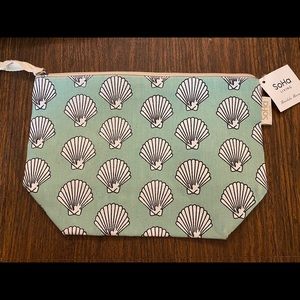 Soha Living Seashell cosmetic bag